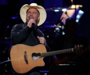 contact garth brooks manager hire book garth brooks agent