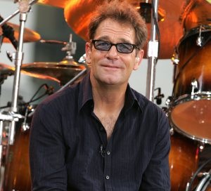 contact huey lewis book hire huey lewis agent 