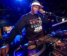 Official Website of DJ Grandmaster Flash